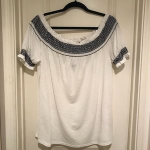 NWT Forever 21 White Peasant Top
